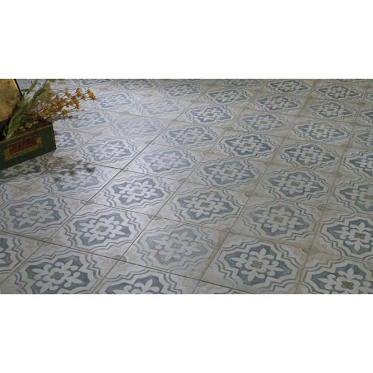 cementova dlazba vzhlad malovana vzorovana podlahova jarolap rustikalne klasicke staromodne opotrebovane vintage obklad kachlicka pivnicna obyvacka spalnasky rucne bytovy obchod kachlicka.jpg
